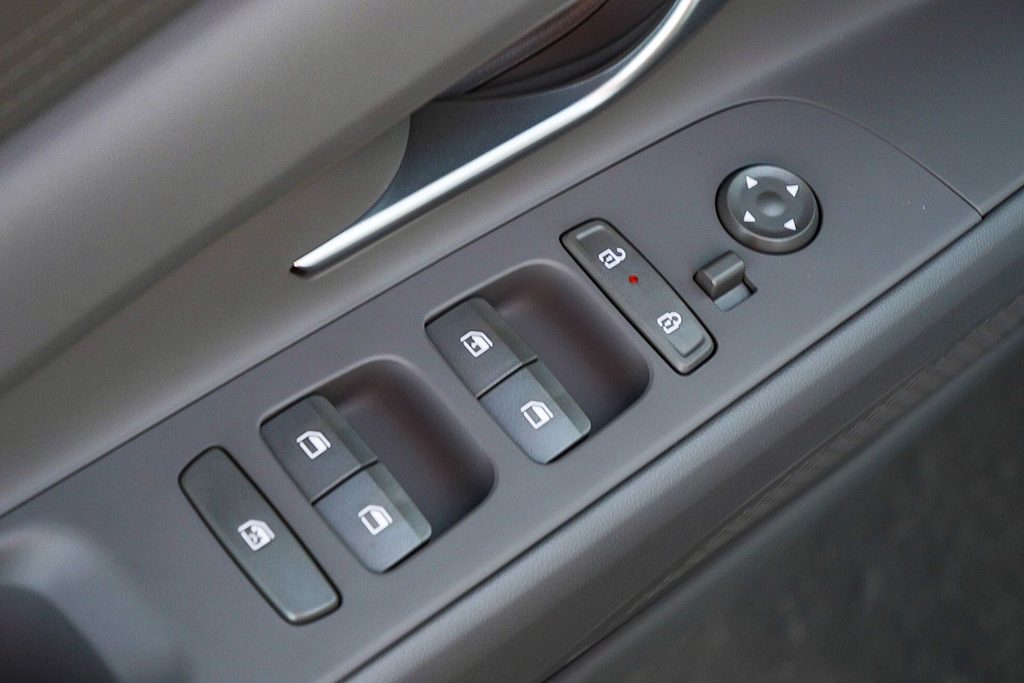 Thumbnail: 2026 Hyundai Elantra - 25