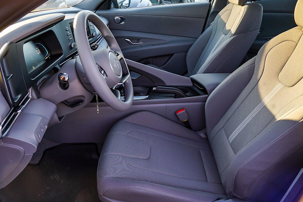 Thumbnail: 2026 Hyundai Elantra - 11