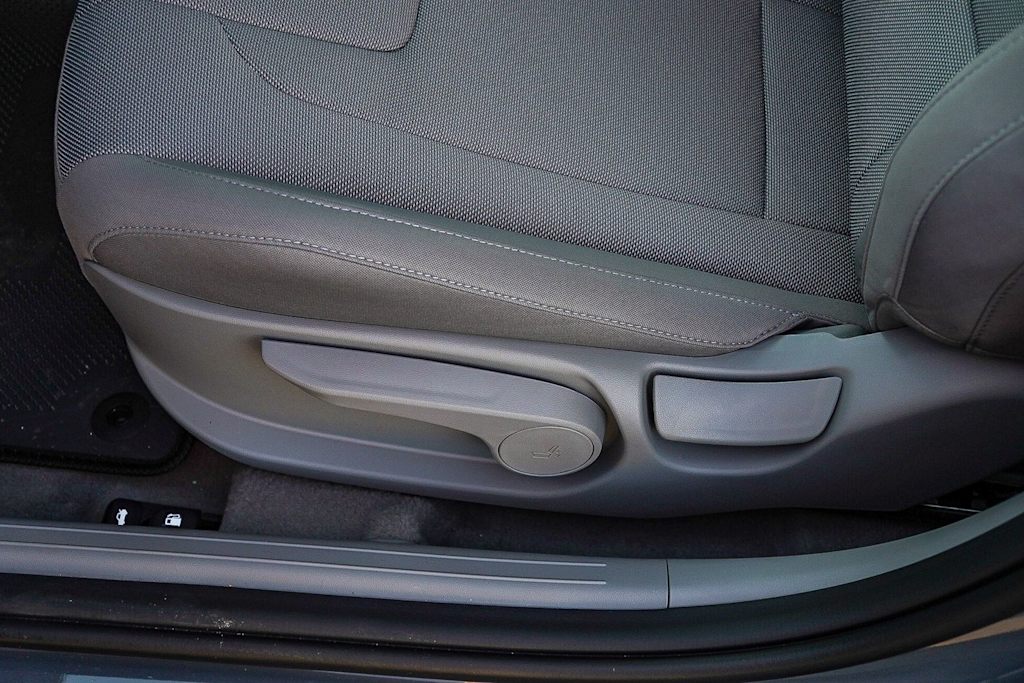 Thumbnail: 2026 Hyundai Elantra - 26
