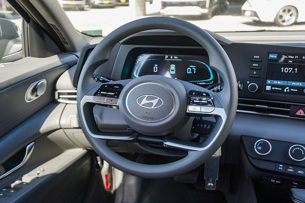 Thumbnail: 2026 Hyundai Elantra - 11