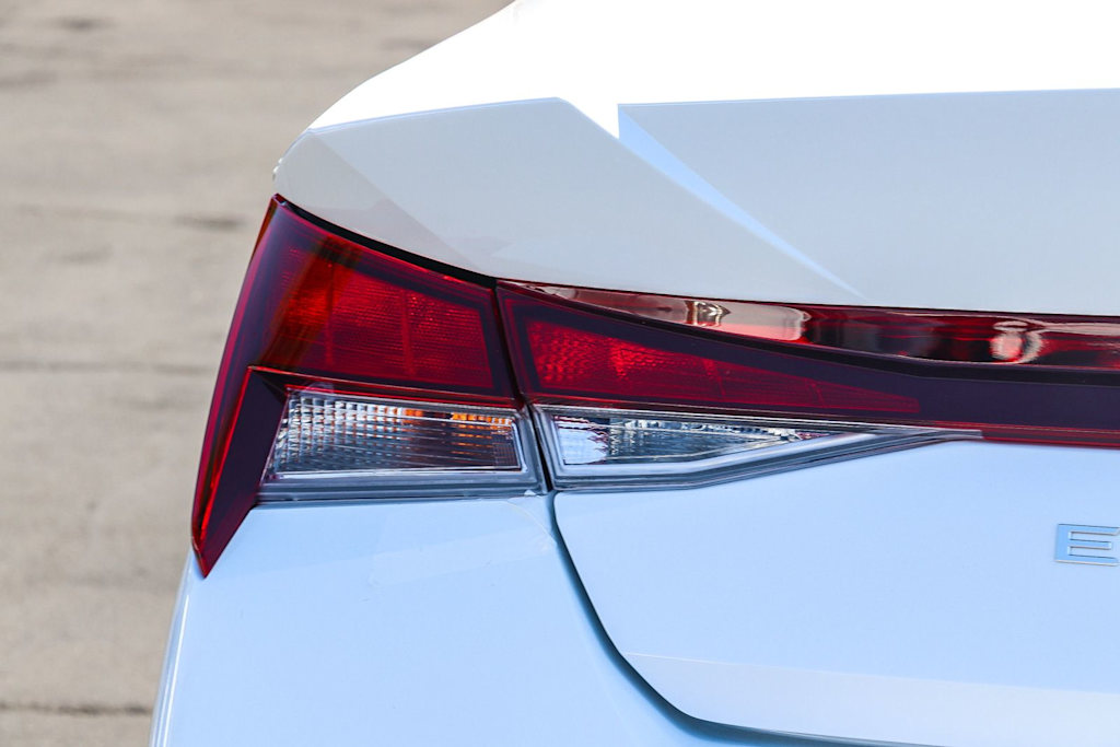 Thumbnail: 2026 Hyundai Elantra - 21