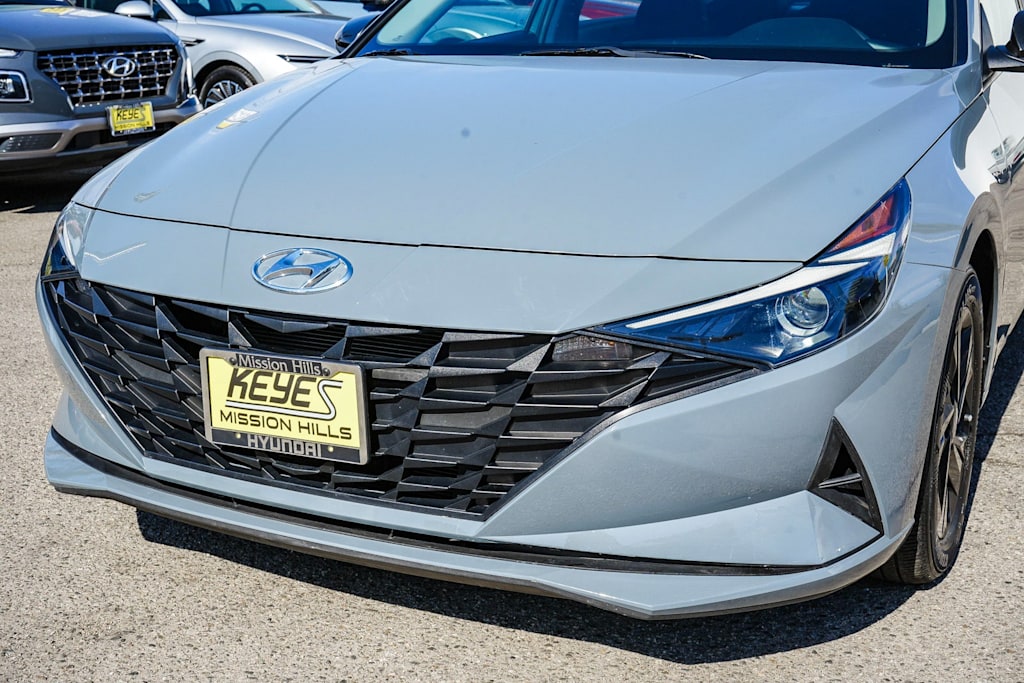 2022 Hyundai Elantra Blue 20