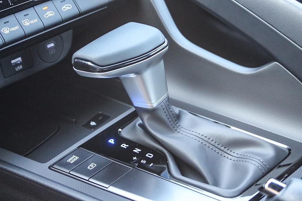 Thumbnail: 2025 Hyundai Elantra - 14