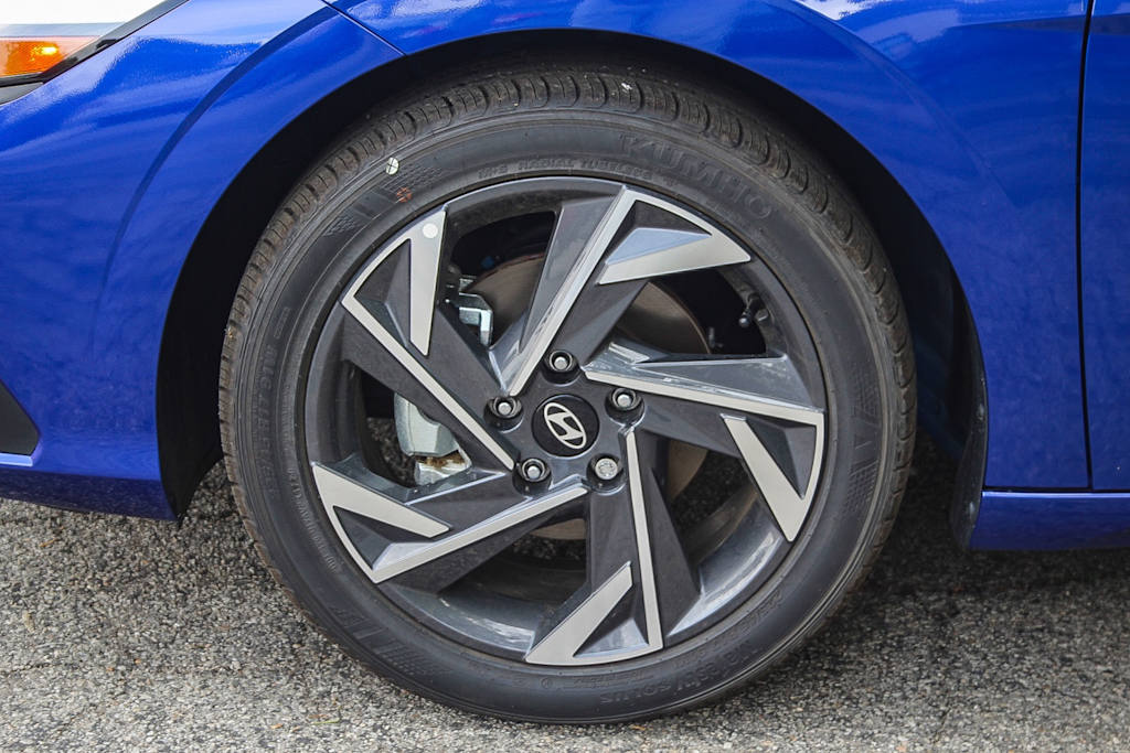 Thumbnail: 2025 Hyundai Elantra - 19