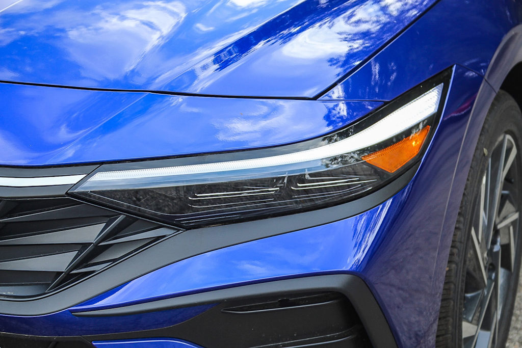 Thumbnail: 2025 Hyundai Elantra - 20