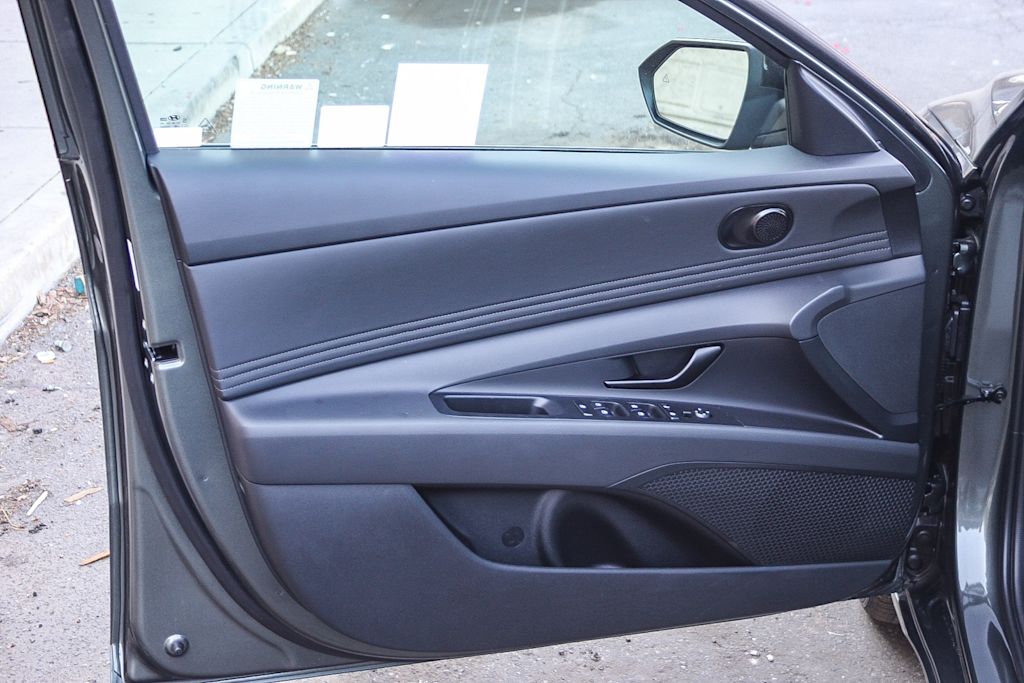 Thumbnail: 2025 Hyundai Elantra - 22