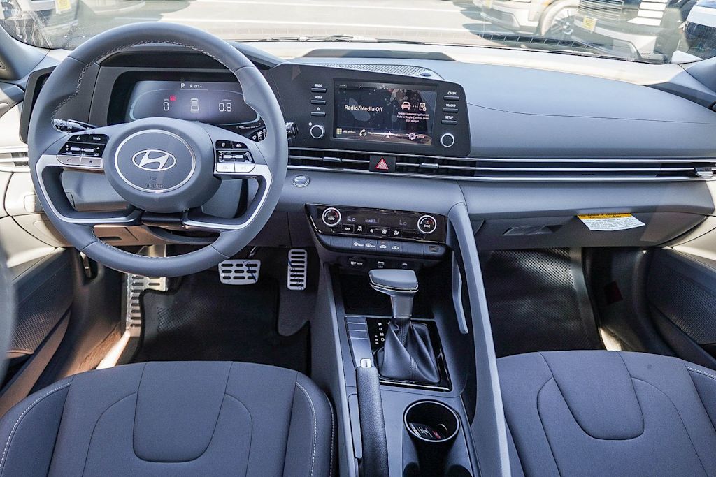 Thumbnail: 2026 Hyundai Elantra - 2