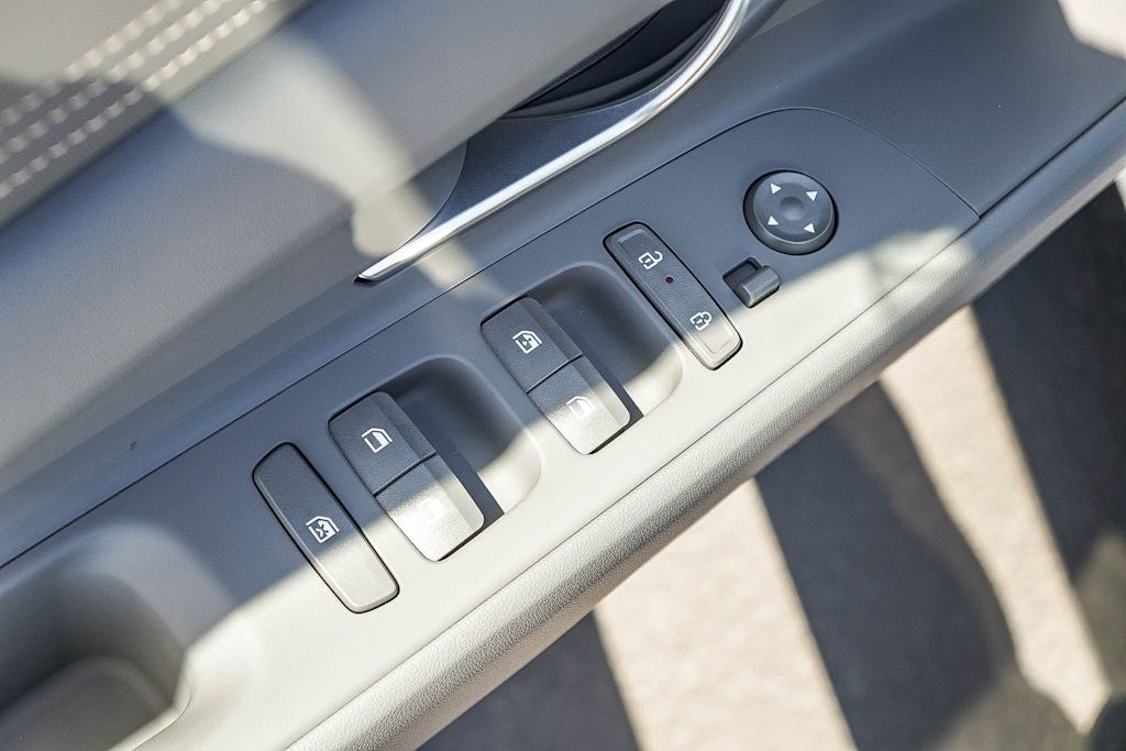 Thumbnail: 2026 Hyundai Elantra - 26