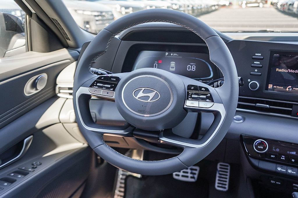 Thumbnail: 2026 Hyundai Elantra - 9