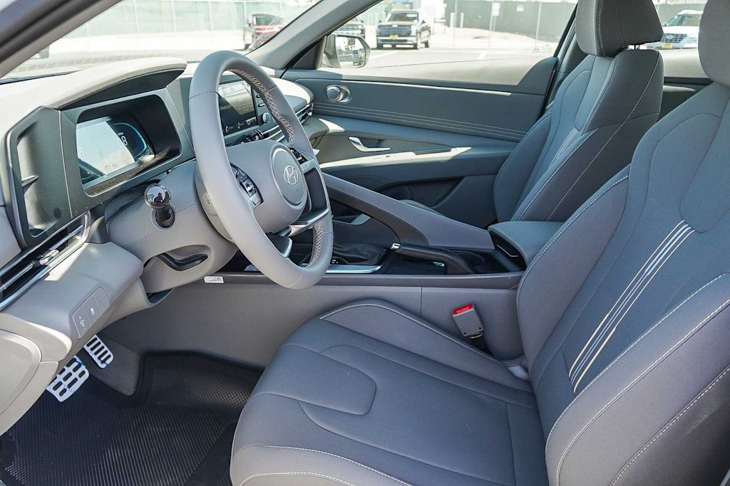 Thumbnail: 2026 Hyundai Elantra - 11