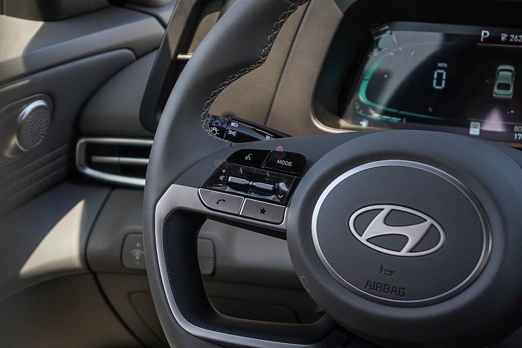 Thumbnail: 2026 Hyundai Elantra - 23