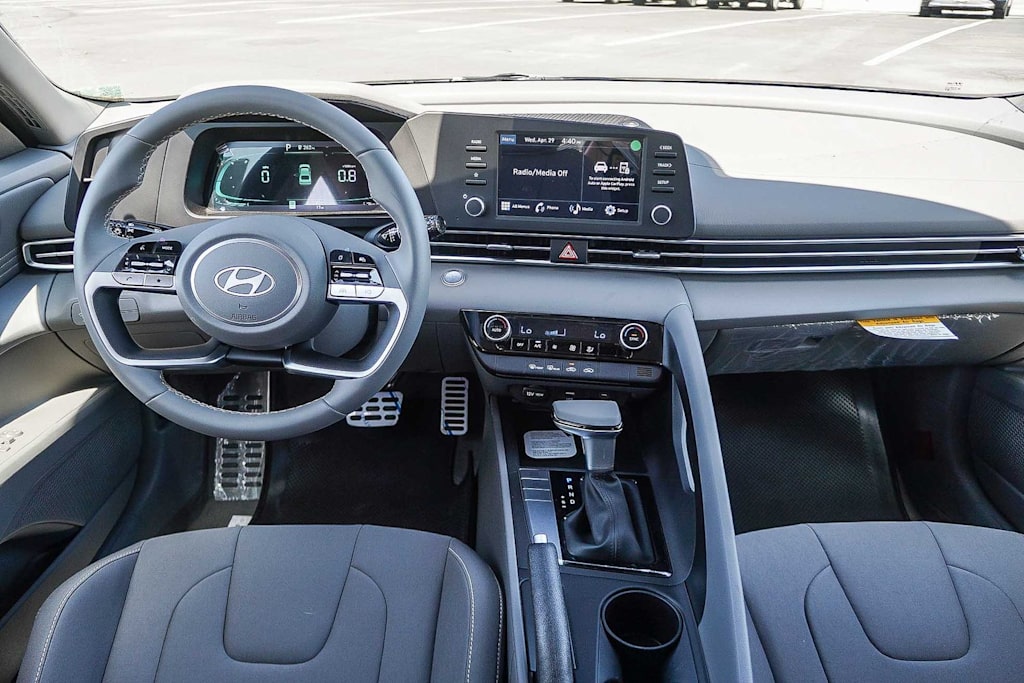 Thumbnail: 2026 Hyundai Elantra - 2