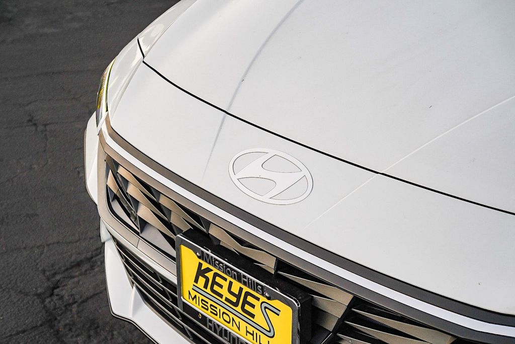 Thumbnail: 2026 Hyundai Elantra - 6