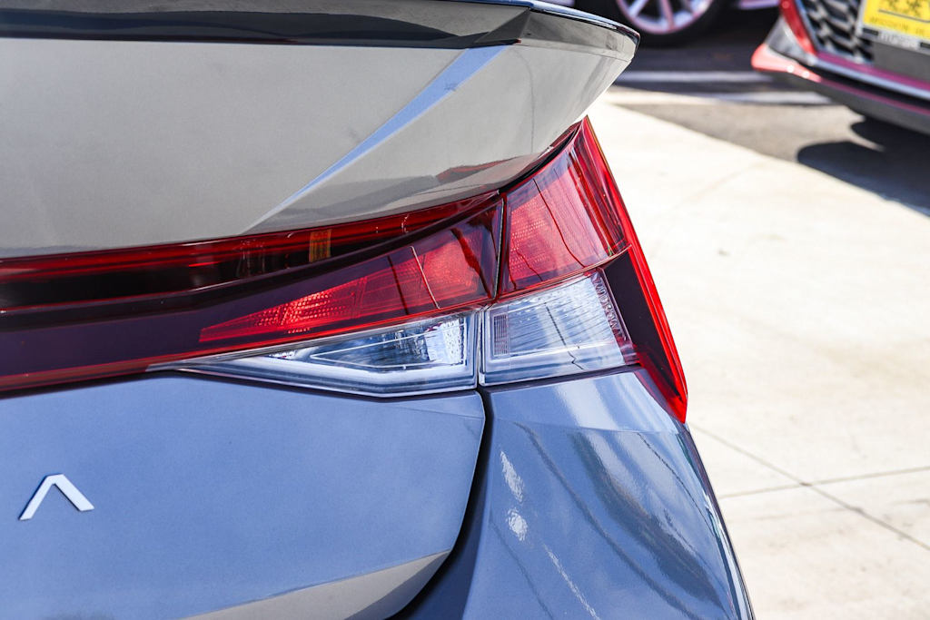 Thumbnail: 2025 Hyundai Elantra - 23