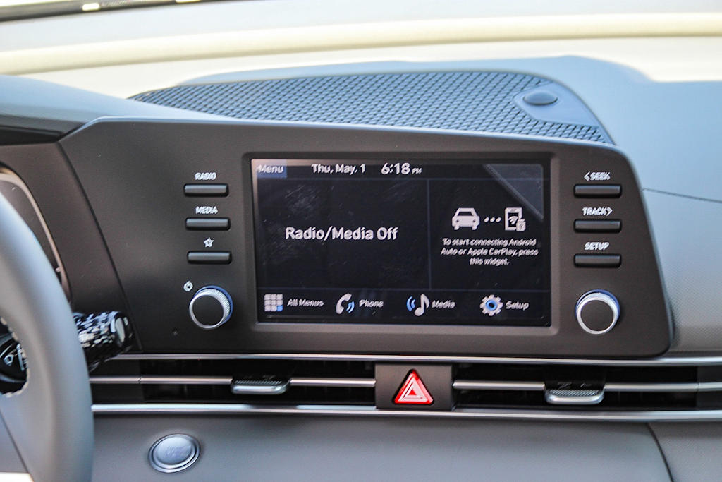 Thumbnail: 2025 Hyundai Elantra - 13