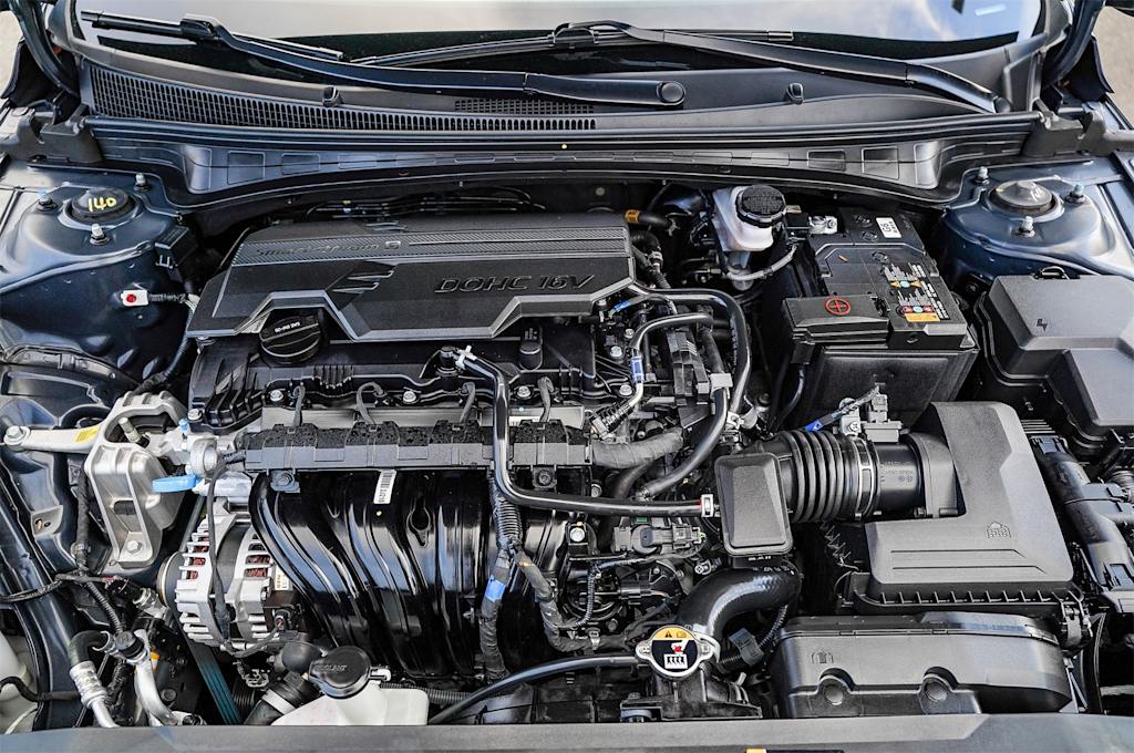 Thumbnail: 2025 Hyundai Elantra - 8