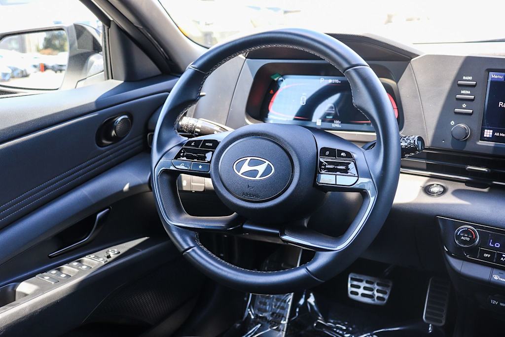 Thumbnail: 2025 Hyundai Elantra - 12