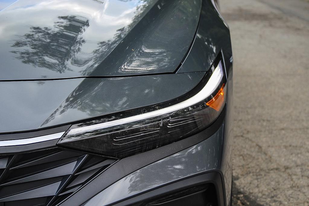 Thumbnail: 2025 Hyundai Elantra - 16