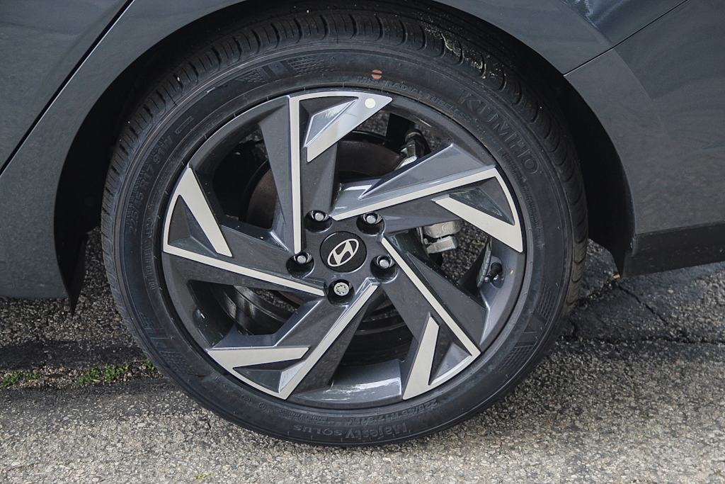 Thumbnail: 2025 Hyundai Elantra - 6