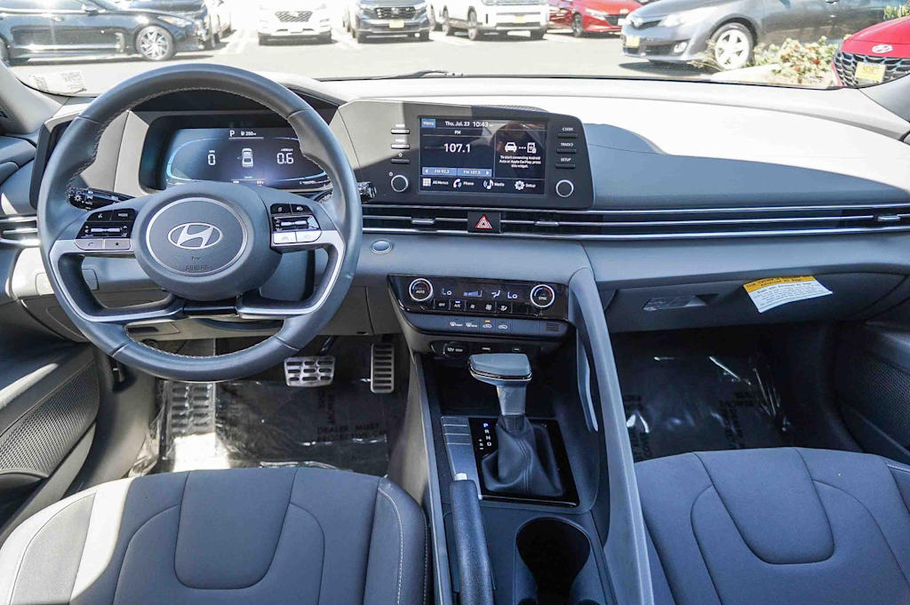 Thumbnail: 2025 Hyundai Elantra - 2