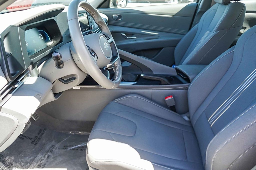 Thumbnail: 2025 Hyundai Elantra - 11