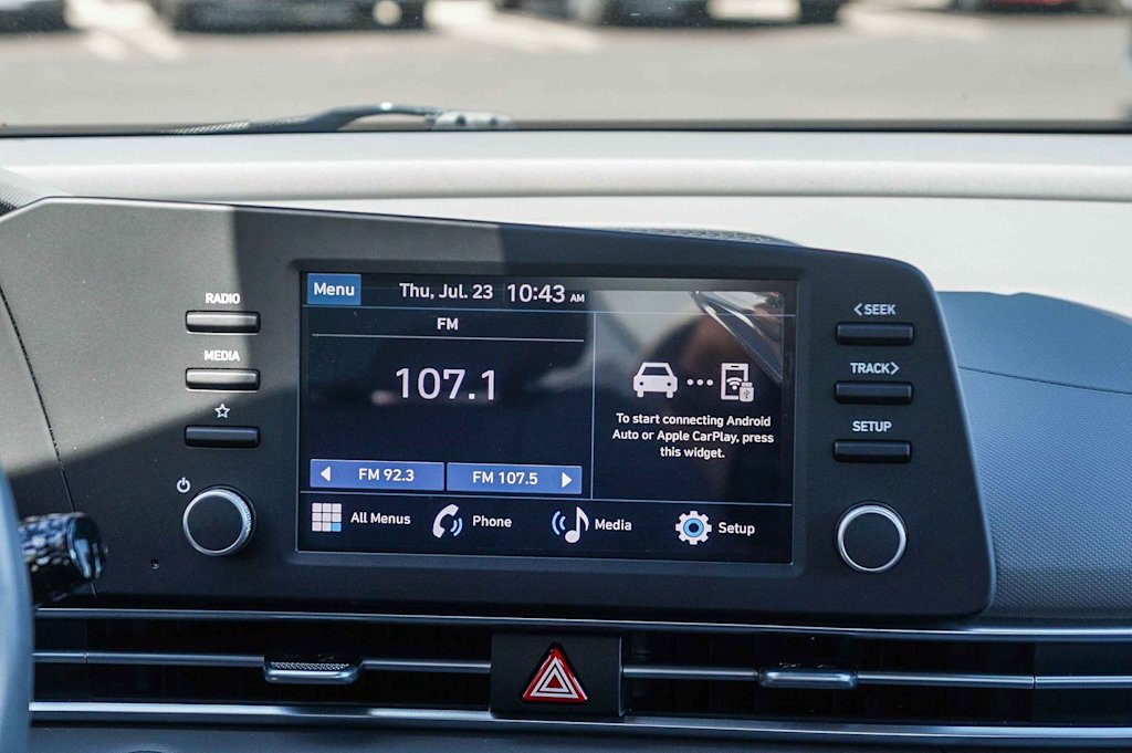 Thumbnail: 2025 Hyundai Elantra - 21