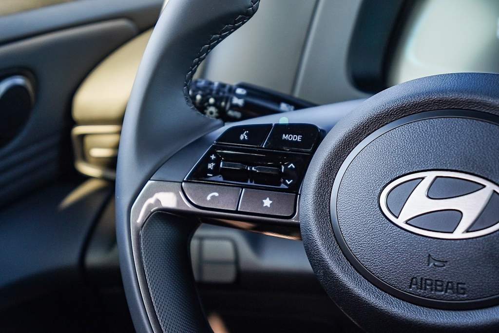 Thumbnail: 2025 Hyundai Elantra - 22