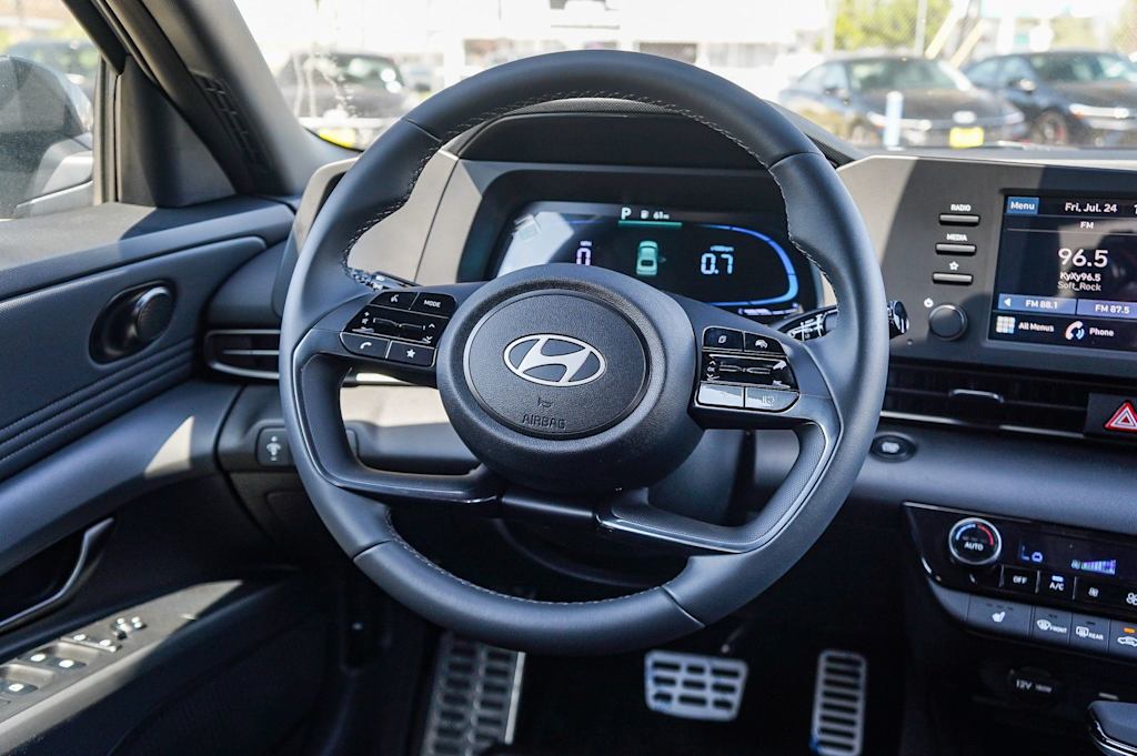 Thumbnail: 2026 Hyundai Elantra - 9