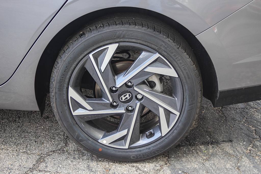 Thumbnail: 2025 Hyundai Elantra - 5