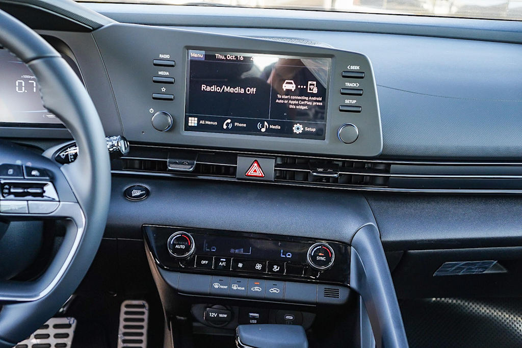 Thumbnail: 2025 Hyundai Elantra - 13