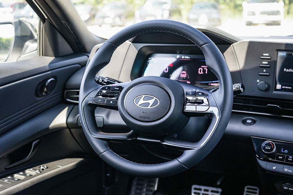 Thumbnail: 2026 Hyundai Elantra - 13