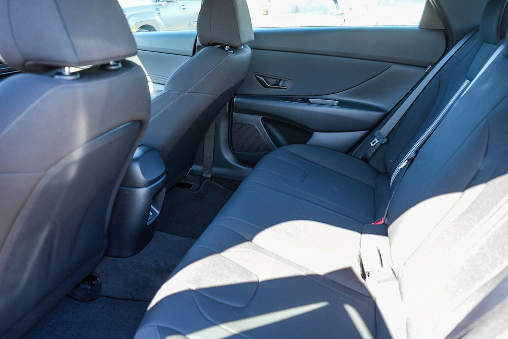 Thumbnail: 2025 Hyundai Elantra - 11