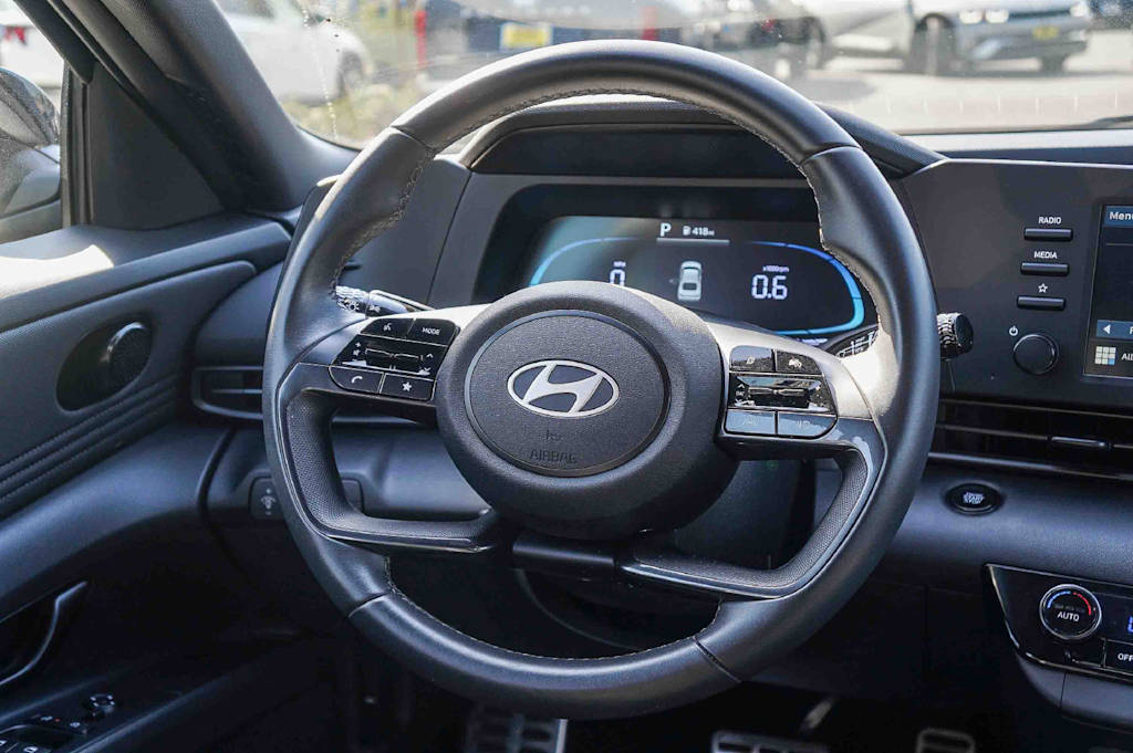 Thumbnail: 2025 Hyundai Elantra - 9