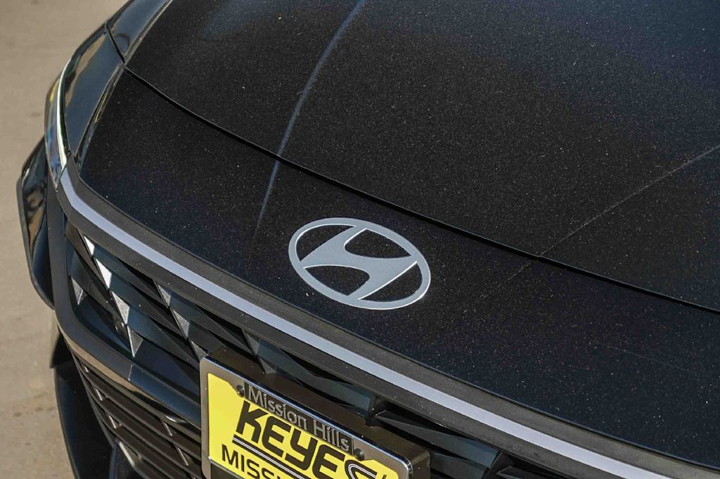 Thumbnail: 2025 Hyundai Elantra - 6