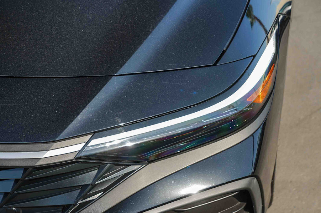 Thumbnail: 2025 Hyundai Elantra - 20