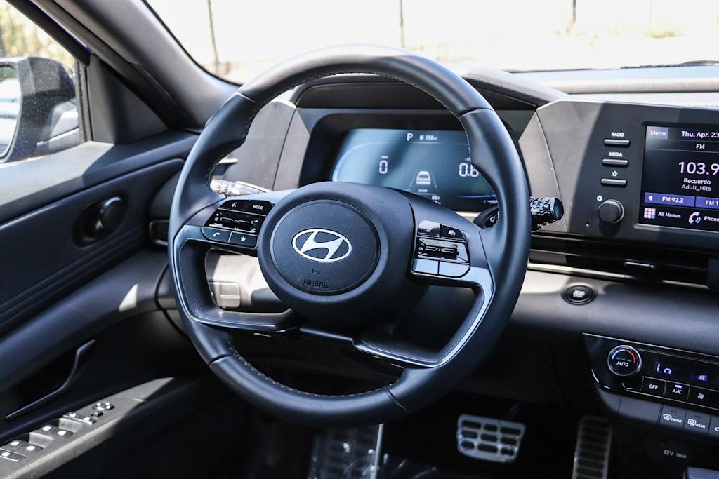 Thumbnail: 2025 Hyundai Elantra - 12