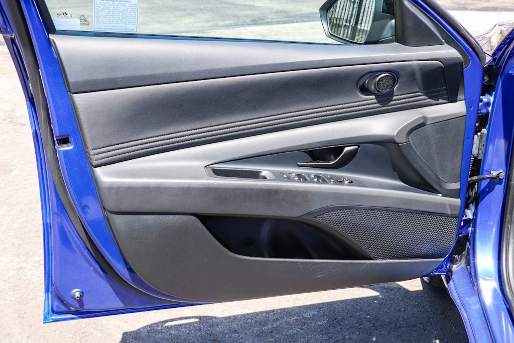 Thumbnail: 2025 Hyundai Elantra - 21