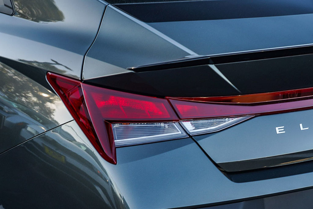 Thumbnail: 2026 Hyundai Elantra - 19