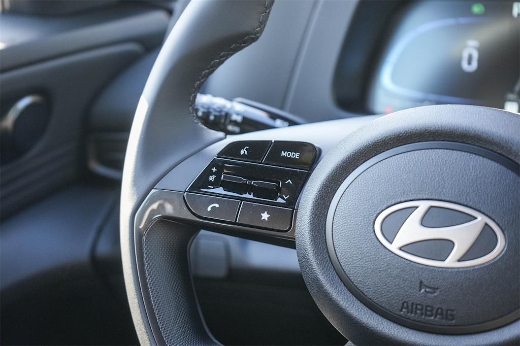 Thumbnail: 2025 Hyundai Elantra - 26