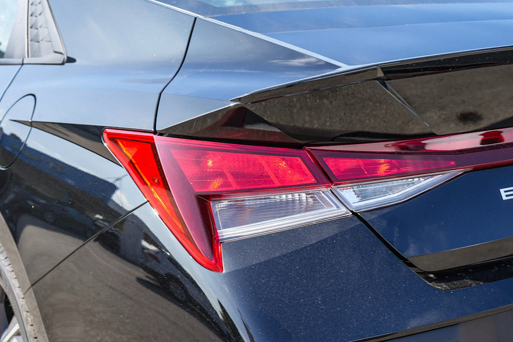 Thumbnail: 2025 Hyundai Elantra - 21