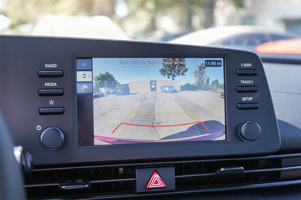 Thumbnail: 2025 Hyundai Elantra - 32