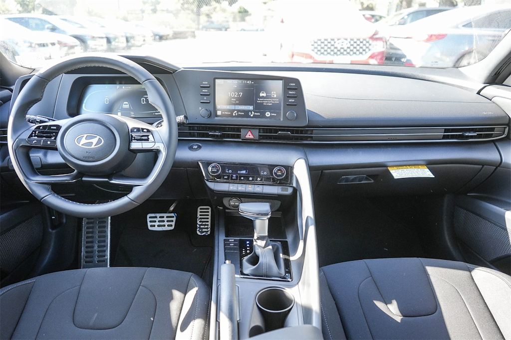 Thumbnail: 2025 Hyundai Elantra - 2