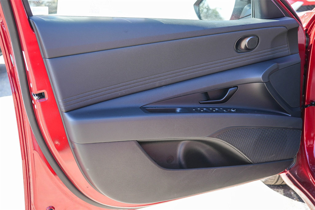 Thumbnail: 2025 Hyundai Elantra - 29