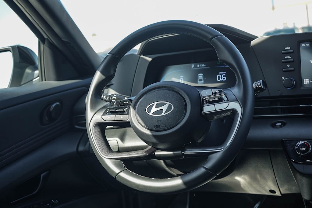 Thumbnail: 2025 Hyundai Elantra - 12