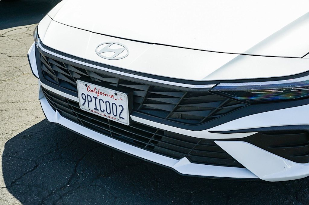 Thumbnail: 2025 Hyundai Elantra - 12
