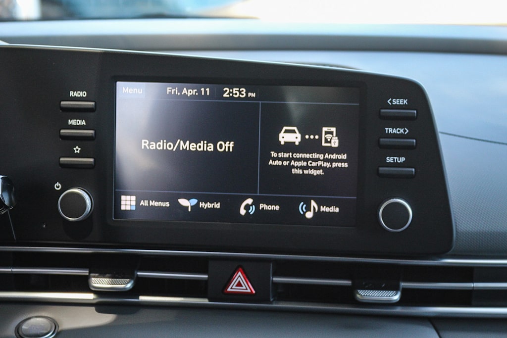 Thumbnail: 2025 Hyundai Elantra - 12