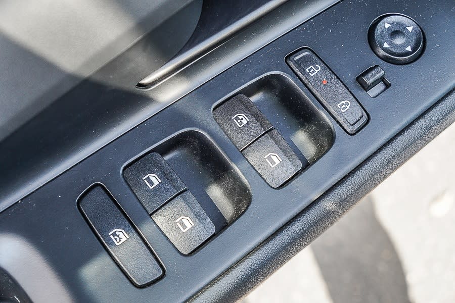 Thumbnail: 2025 Hyundai Elantra - 25