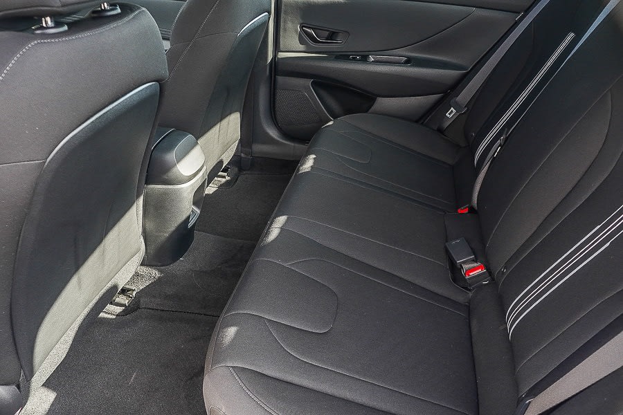 Thumbnail: 2025 Hyundai Elantra - 11