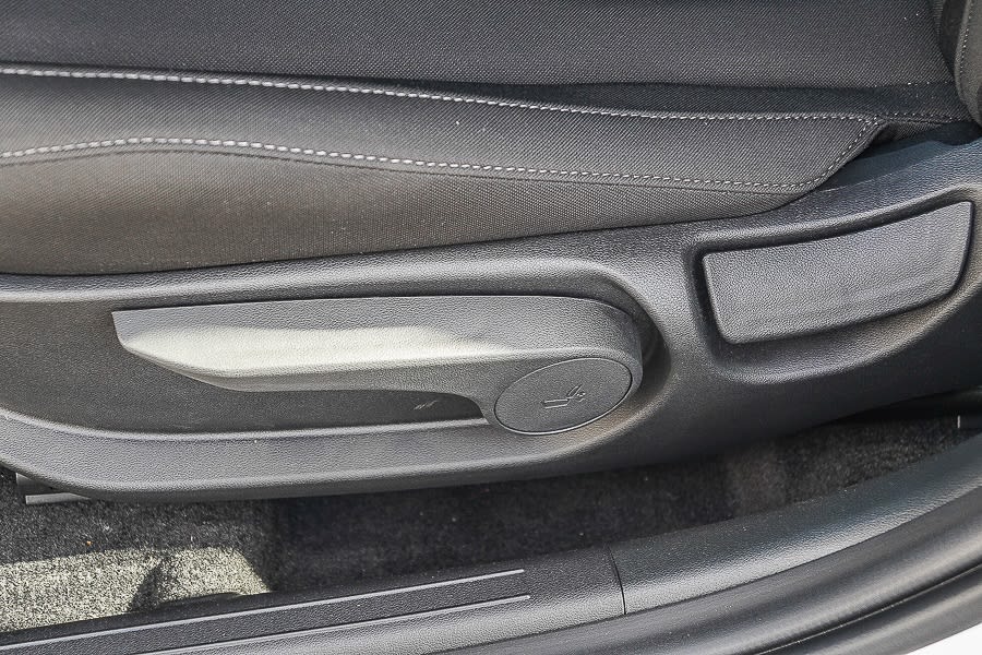 Thumbnail: 2025 Hyundai Elantra - 26