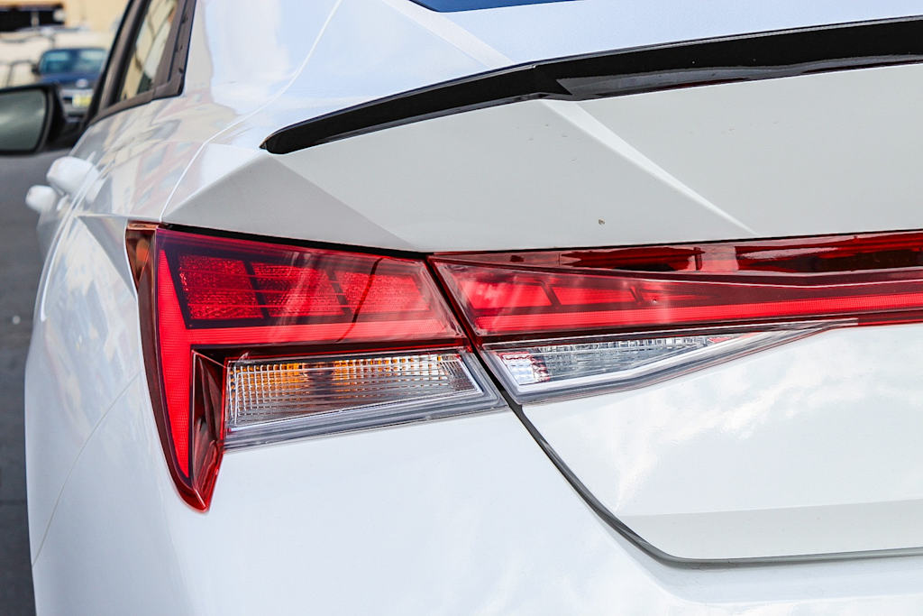 Thumbnail: 2025 Hyundai Elantra - 19